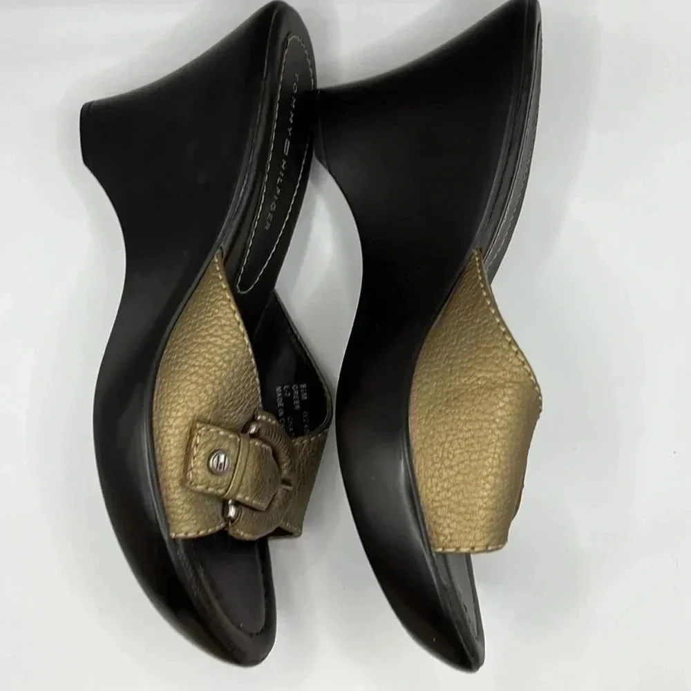 Tommy Hilfiger women’s Greer‎ gold leather wedge 4 inch heels open toe 8.5 Event